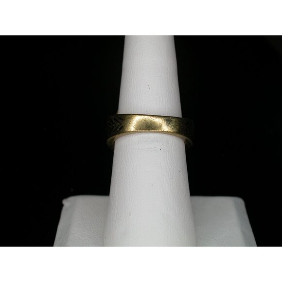 Heidi Daus Gold Fashion Rings for sale | eBay Heidi Daus Blue Crystal Statement Ring Size 7.5 Gold-Tone Vintage Look